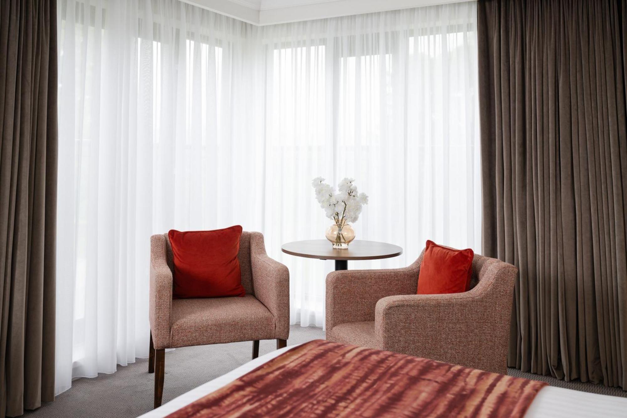 Roe Valley Hotel 4*
